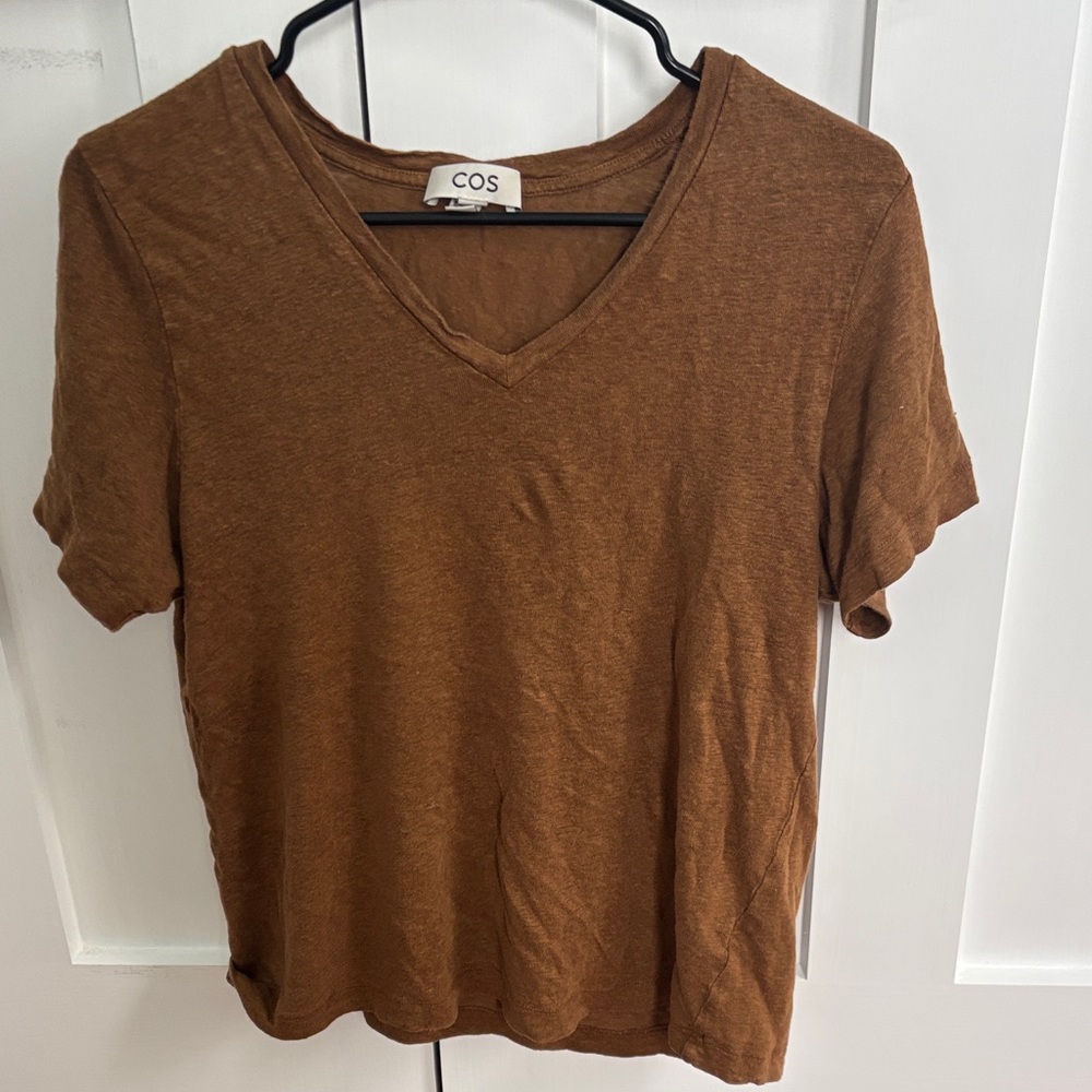 COS Linen V-Neck Short Sleeve Tee